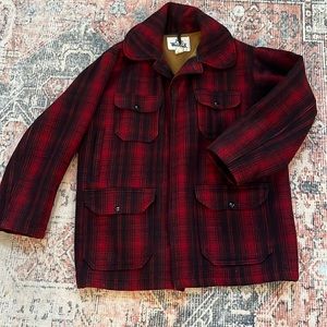Vintage Woolrich 100% Wool Mens Coat